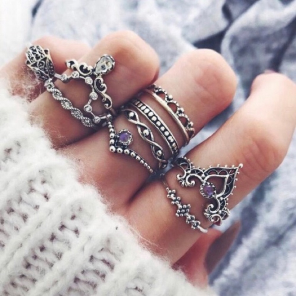 🎁 5/$35 || Gorgeous 10 Piece Ring Set - Picture 1 of 7